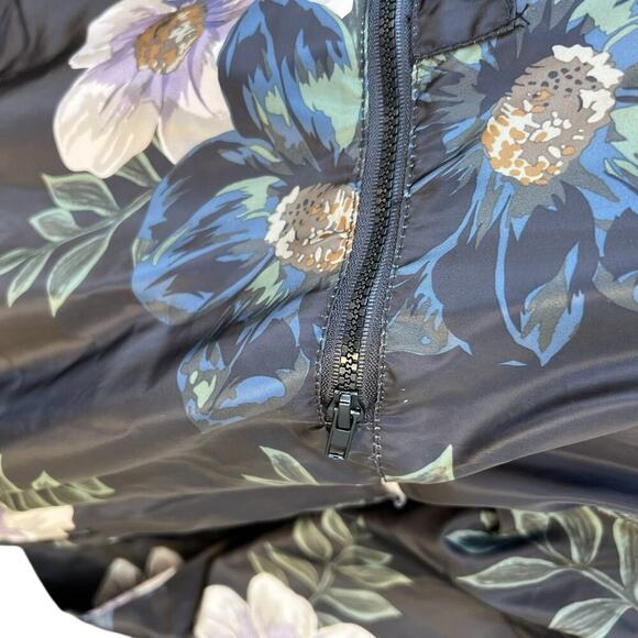 THREAD + SUPPLY women’s size small windbreaker jacket, with hood, black floral. - Picture 6 of 12